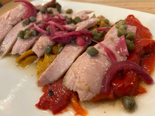 Ensalada de Ventresca Pimientos Tricolor
